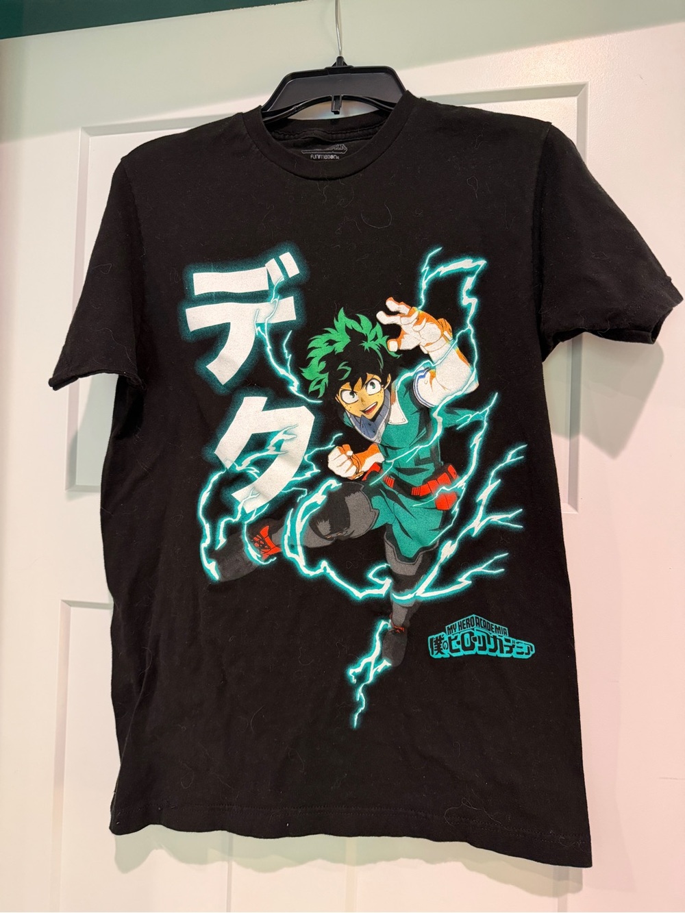 FUNIMATION My Hero Academia Izuku Midoriya Black Graphic Tee-Size M
